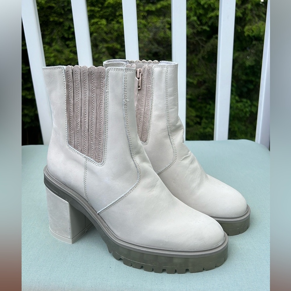 Free People James Chelsea Boots size 8.5